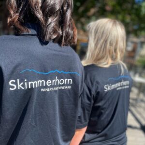 Skimmerhorn Winery and Vineyard - Logo Golf Tee (Black)